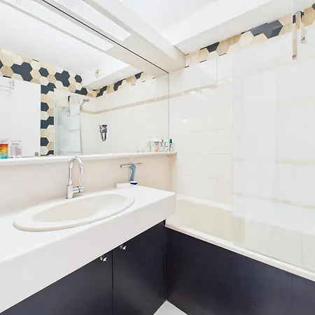1-bedroom In Port-guillaume *