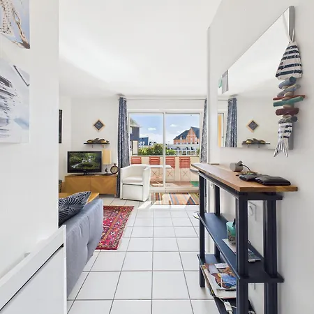 1-bedroom In Port-guillaume *