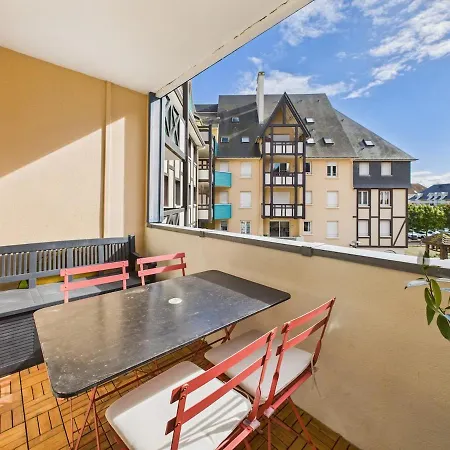1-bedroom In Port-guillaume דירה
